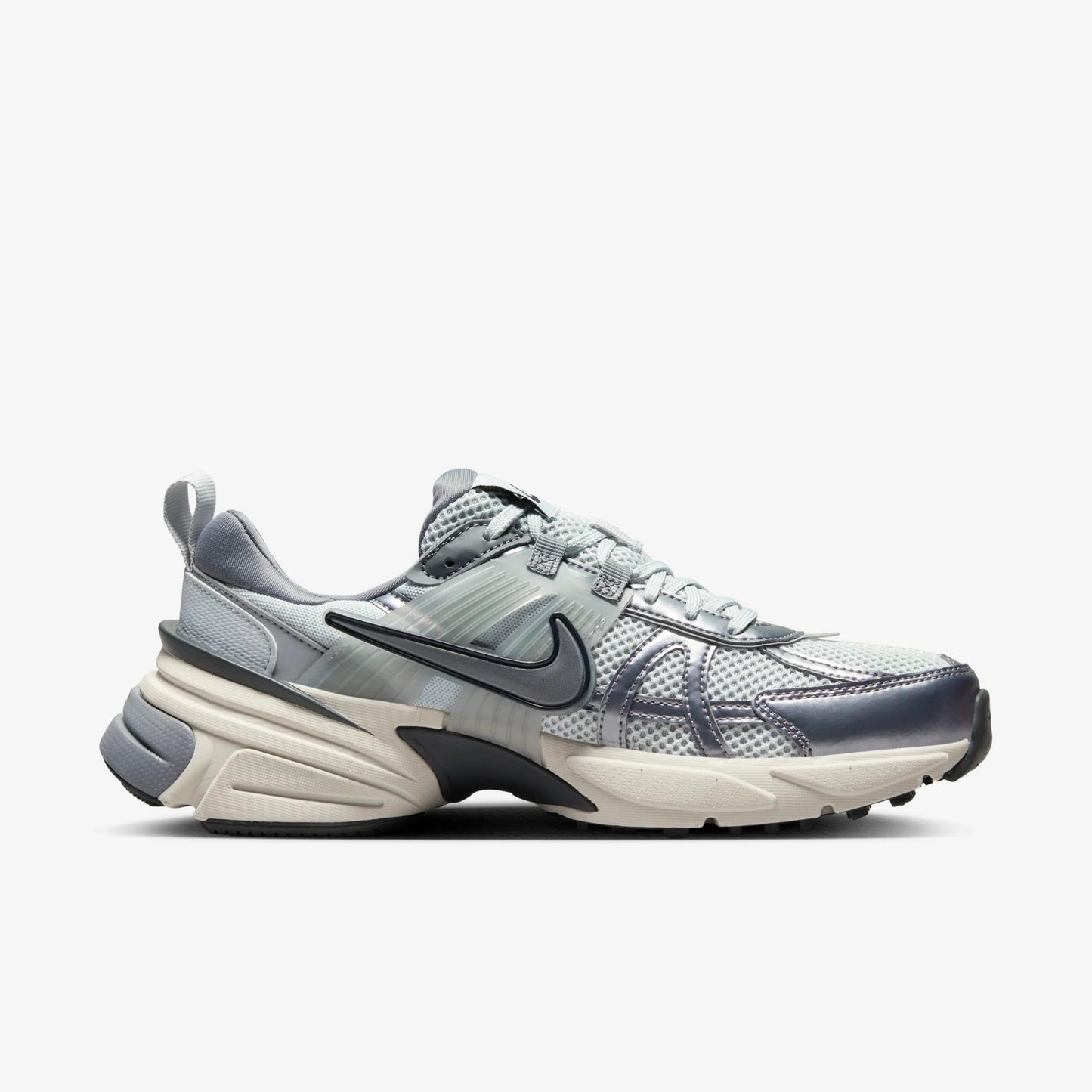 NIKE V2K RUN