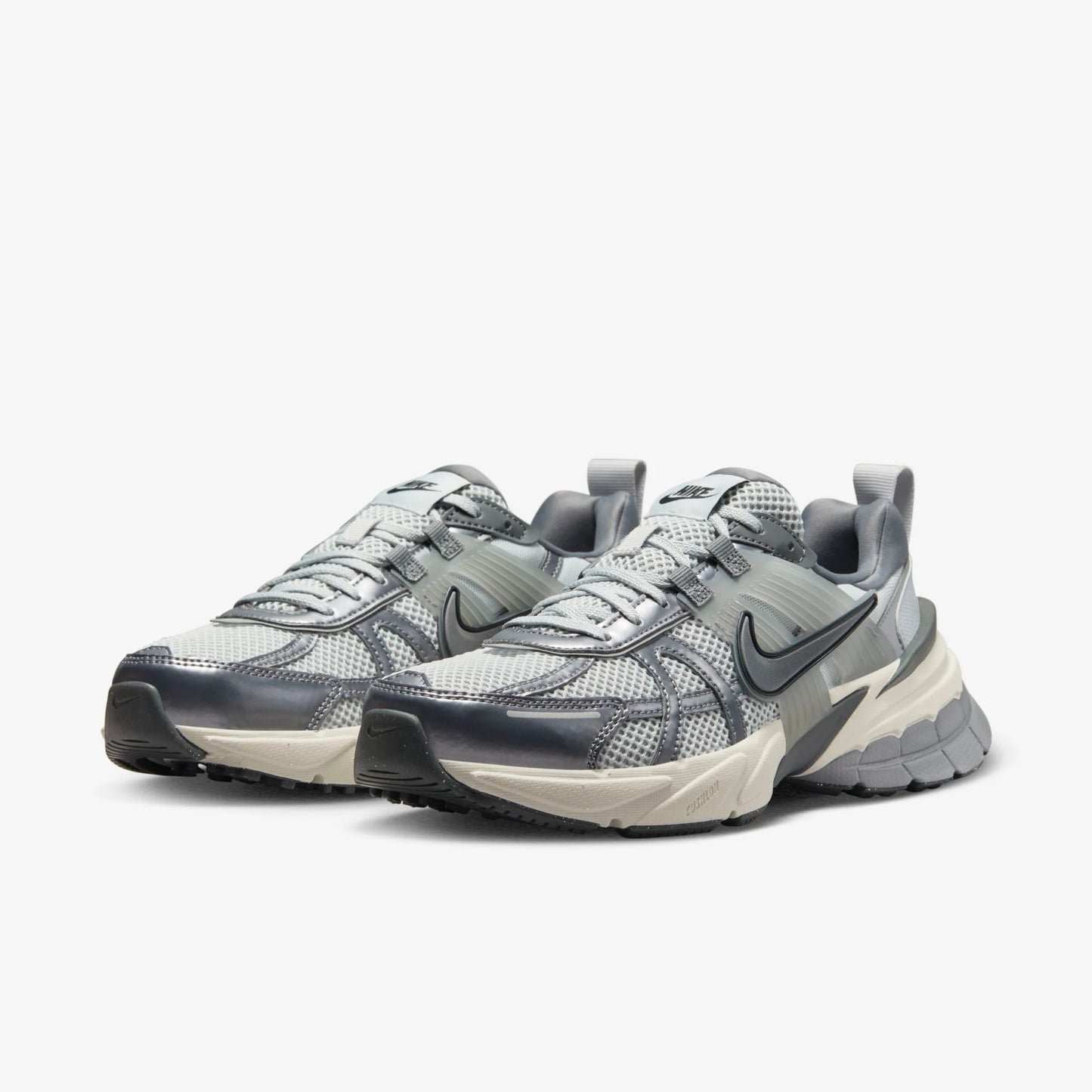 NIKE V2K RUN