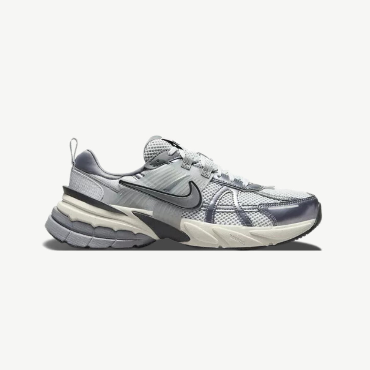 NIKE V2K RUN