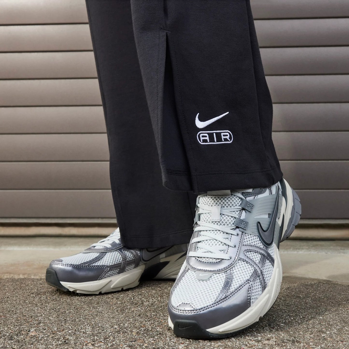 NIKE V2K RUN